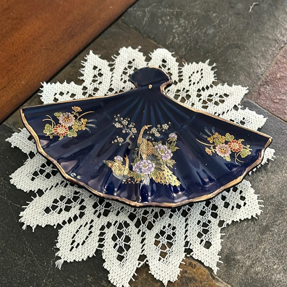 Vintage Japanese Porcelain Fan Shape Decorative Plate